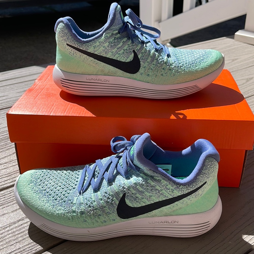 Nike lunar apparent running shoes